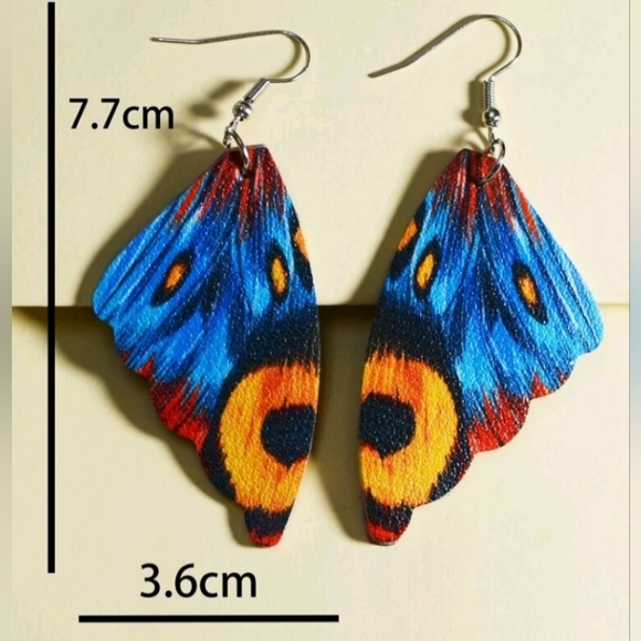 Butterfly Earrings - Picture 9 of 9